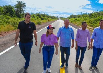 Orleans Brandão acompanha inaugurações e assina autorização para conclusão de obras na MA-225