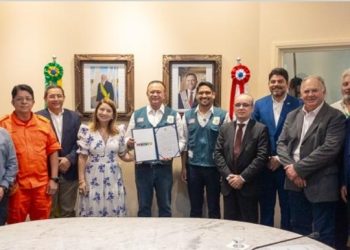 Iracema Vale prestigia ato de assinatura de decreto do Programa Maranhão sem Queimadas