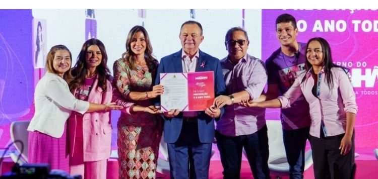 Iracema Vale prestigia ação estadual alusiva ao ‘Outubro Rosa’