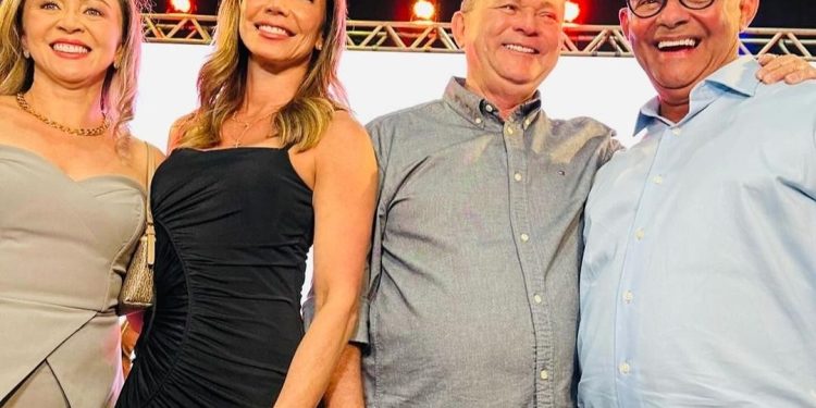 A convite do governador Carlos Brandão, o prefeito eleito de Bequimão, Zé Martins, e a futura primeira-dama Vania Ribeiro participam do Encontro com prefeitos eleitos e reeleitos do Maranhão