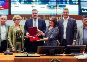 Assembleia homenageia os 90 anos de Jackson Lago e celebra a memória do ex-governador