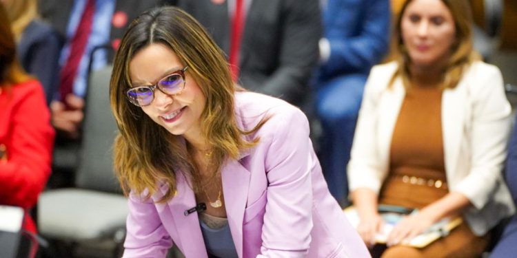 Deputada Dra. Vivianne é empossada procuradora da Mulher da Assembleia