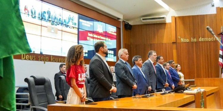 Assembleia Legislativa realiza Sessão Solene alusiva aos 103 anos do PCdoB