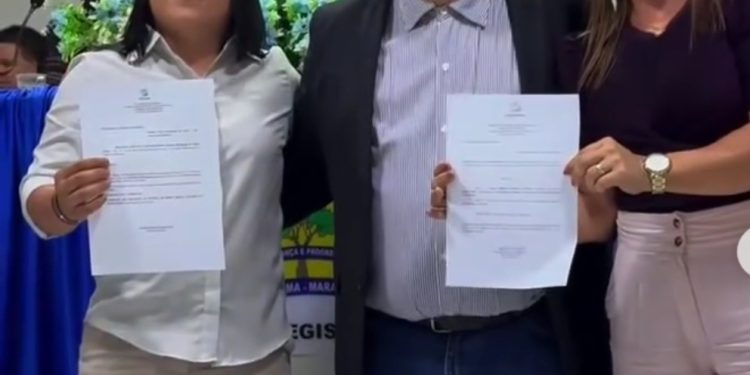 Nova equipe de secretários é empossada em Mata Roma para a gestão 2025–2028