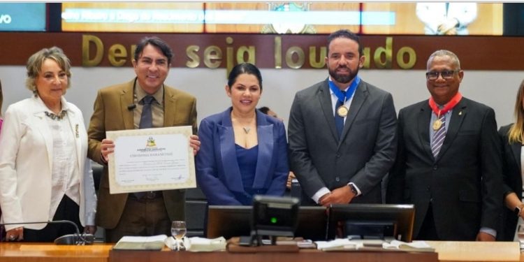 Assembleia homenageia empresário, articulador político e policial
