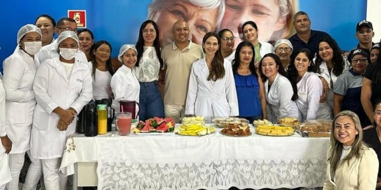 Iracema Vale celebra com alegria o primeiro mês de funcionamento do Centro de Hemodiálise de Barreirinhas