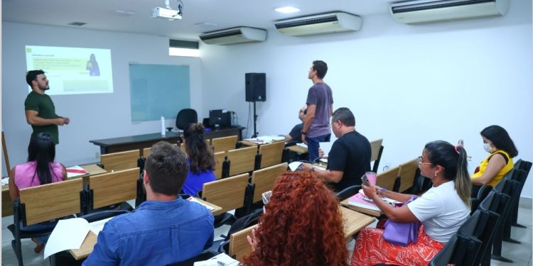 Alema oferece curso de Inglês para servidores e público externo