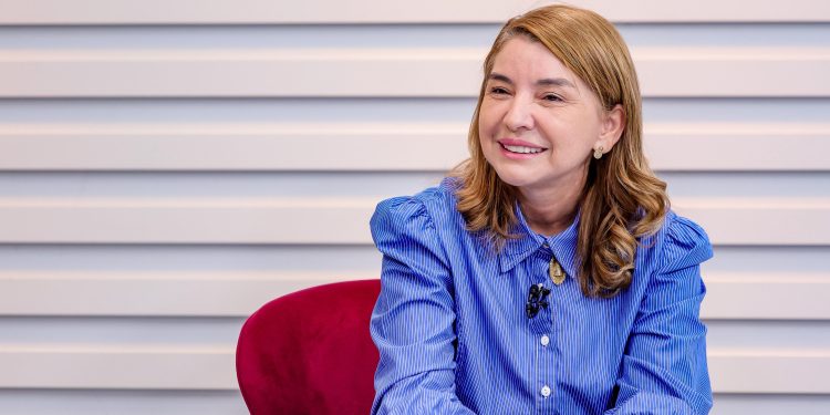 Iracema rebate afirmações da oposição sobre problemas entre governador Brandão e governo federal