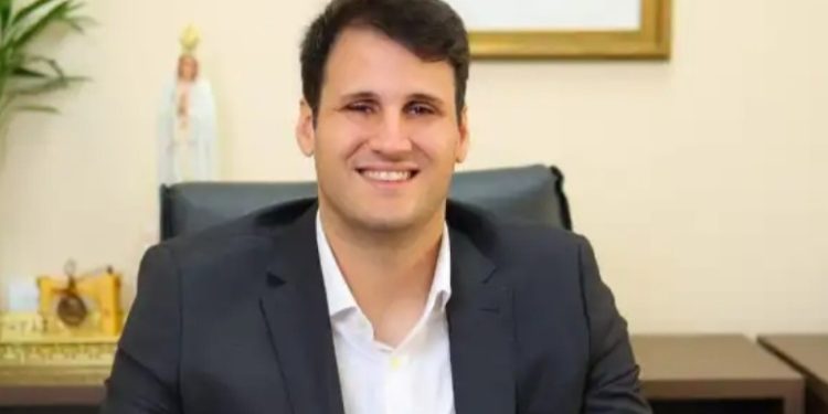 Instituto Opinião confirma crescimento de Orleans Brandão na disputa pelo governo