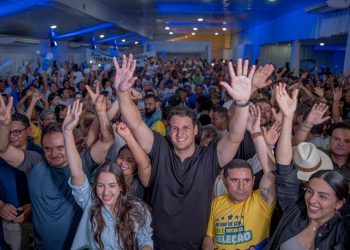 “Aceito a missão de ser pré-candidato a governador”, afirma Orleans em Caxias