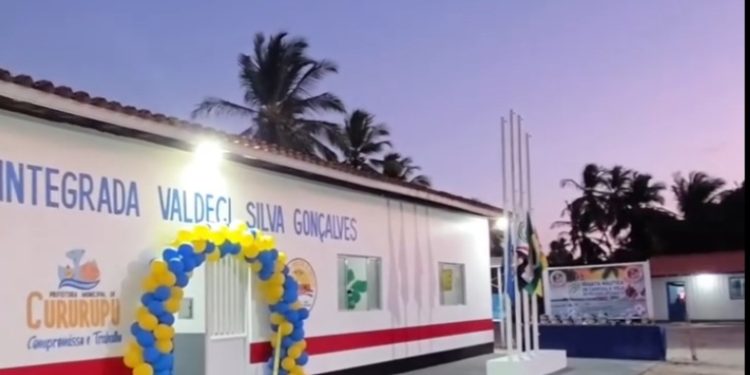 Prefeito Aldo Lopes entrega escola completamente renovada e reforça compromisso com a educação do município