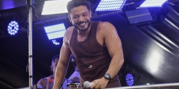 Mar de gente no último dia do carnaval na Avenida Litorânea consagra a folia como a maior da história do Maranhão