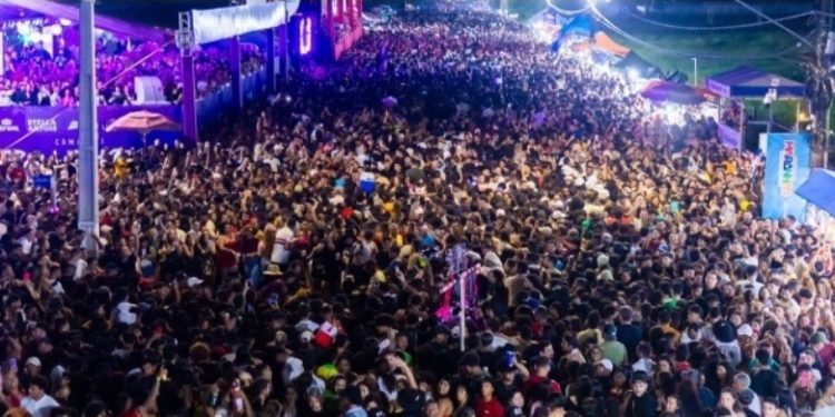 Lava-Pratos de Imperatriz é encerrado em noite marcada pela alegria dos foliões