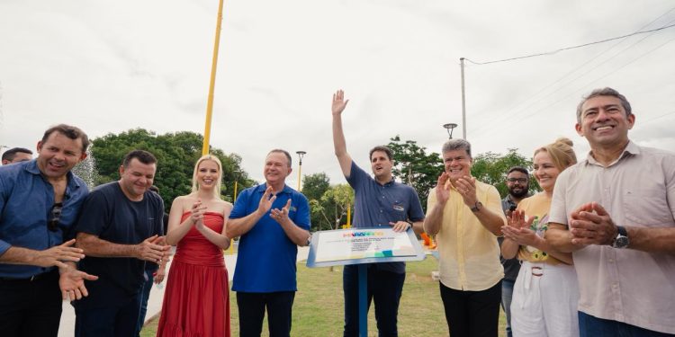 Entrega de obras em Porto Franco e Senador La Rocque encerra Semana Estadual na Região Tocantina