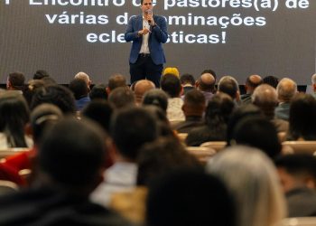 Orleans Brandão participa de encontro com pastores da Grande Ilha