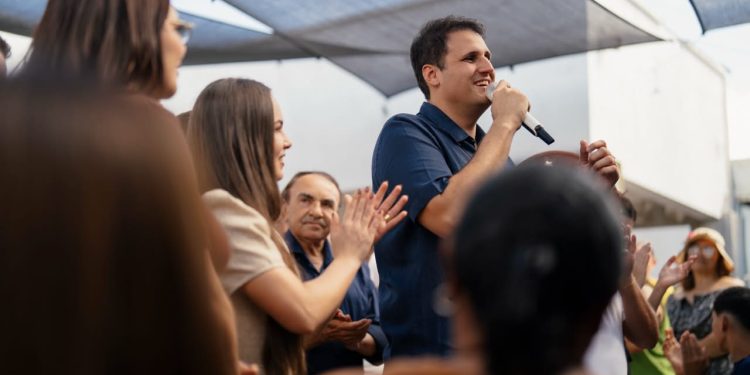 Orleans Brandão reúne lideranças e apoiadores em ato político em Davinópolis