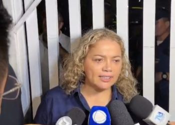 Ao interceder por evangélicos, Mical fica presa na SMTT