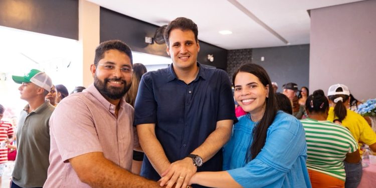 Orleans Brandão recebe apoio de Alanna Abreu em Miranda do Norte durante encontro com lideranças comunitárias