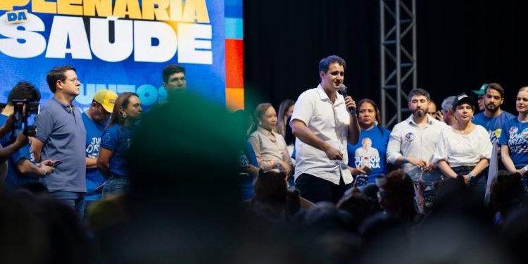 Durante Plenária da Saúde, Orleans Brandão defende valorização dos profissionais e apresenta compromissos para o setor