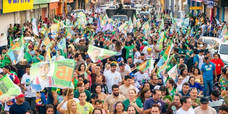 Imperatriz vai às ruas em arrastão gigante e mostra mais uma vez favoritismo de Orleans Brandão na Região Tocantina