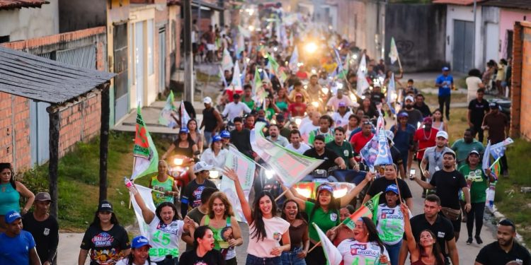 Monção vai às ruas em grande motocada e mostra força de Orleans Brandão na região